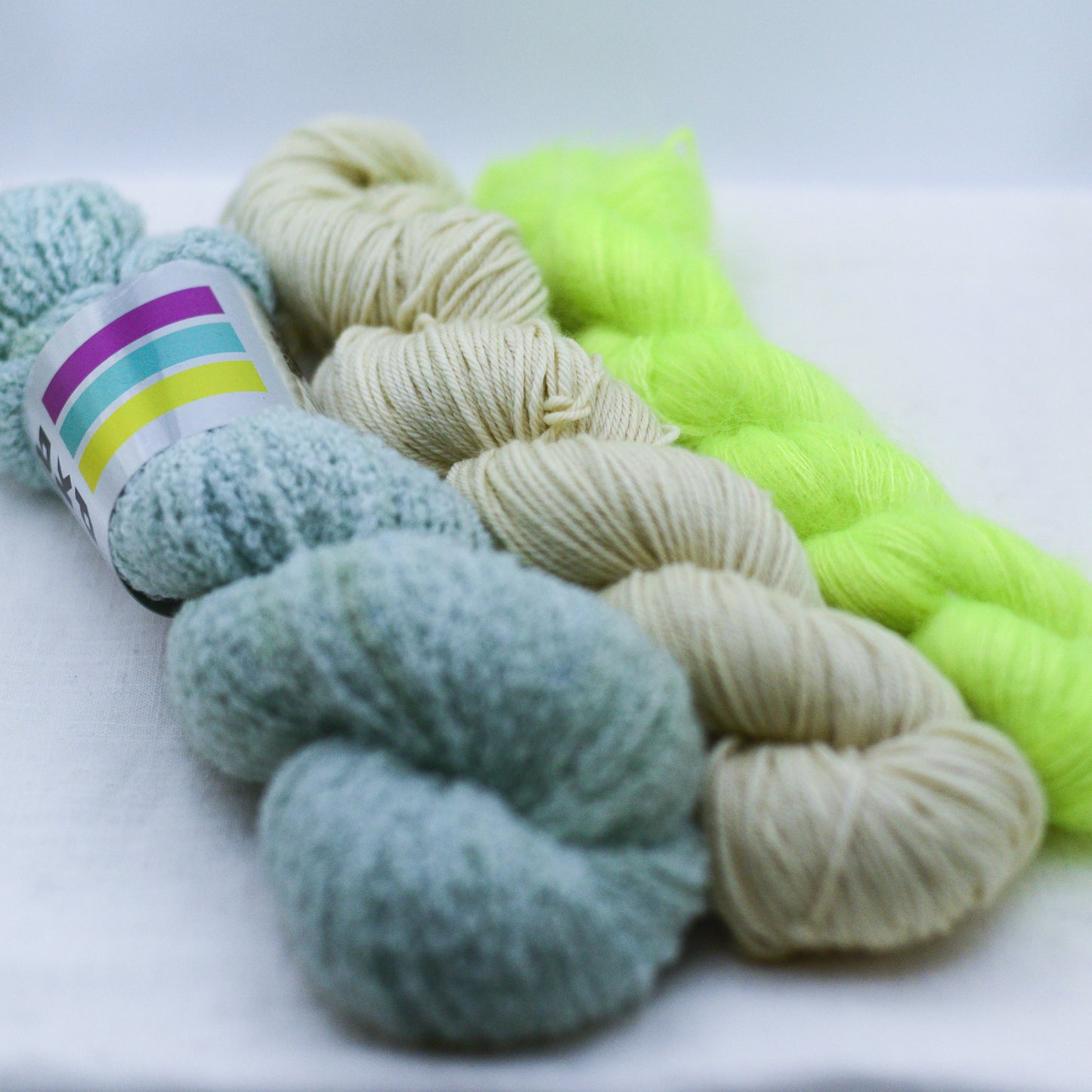 Stephanie Pan x BKD Yarn KIT: Algorithmic Diva Bollero Knitting Pattern and Yarn