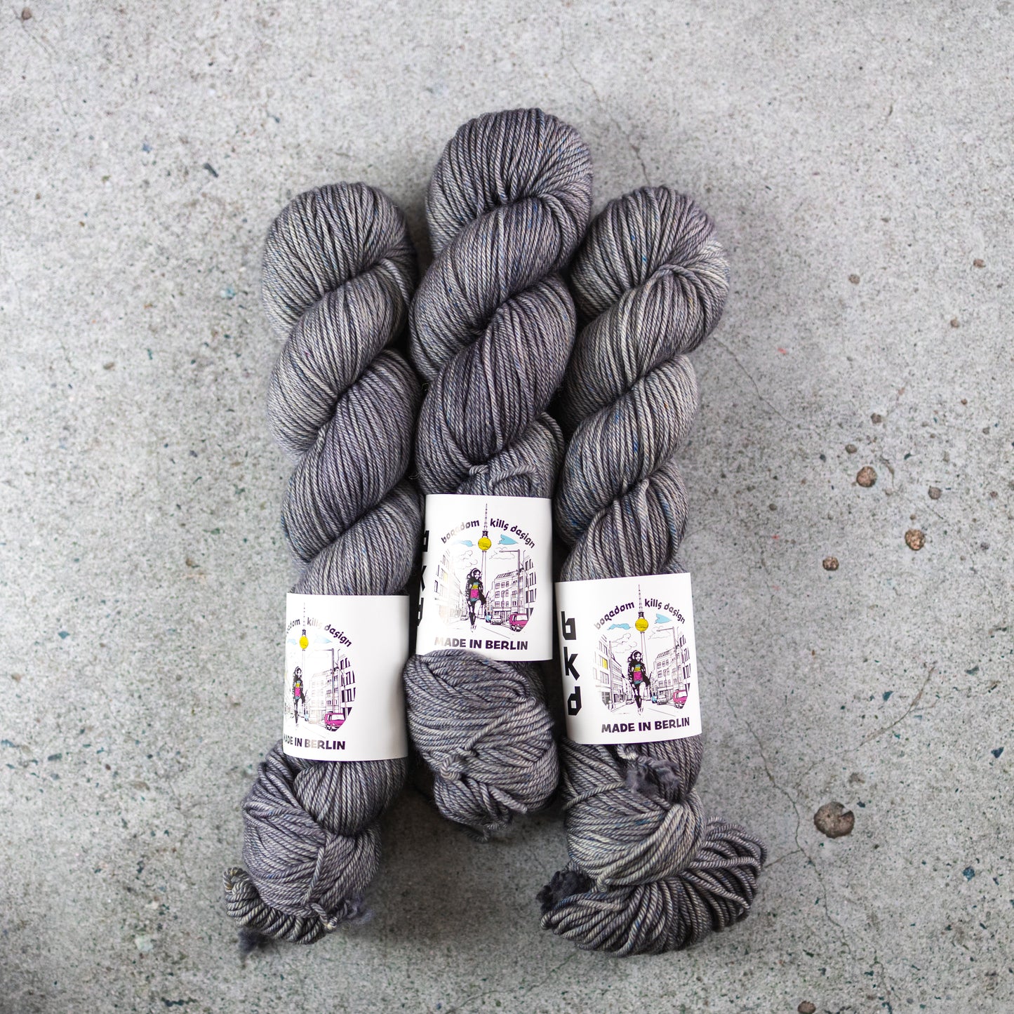 BKD Wonder DK, hand dyed merino yarn, 230m in 115g