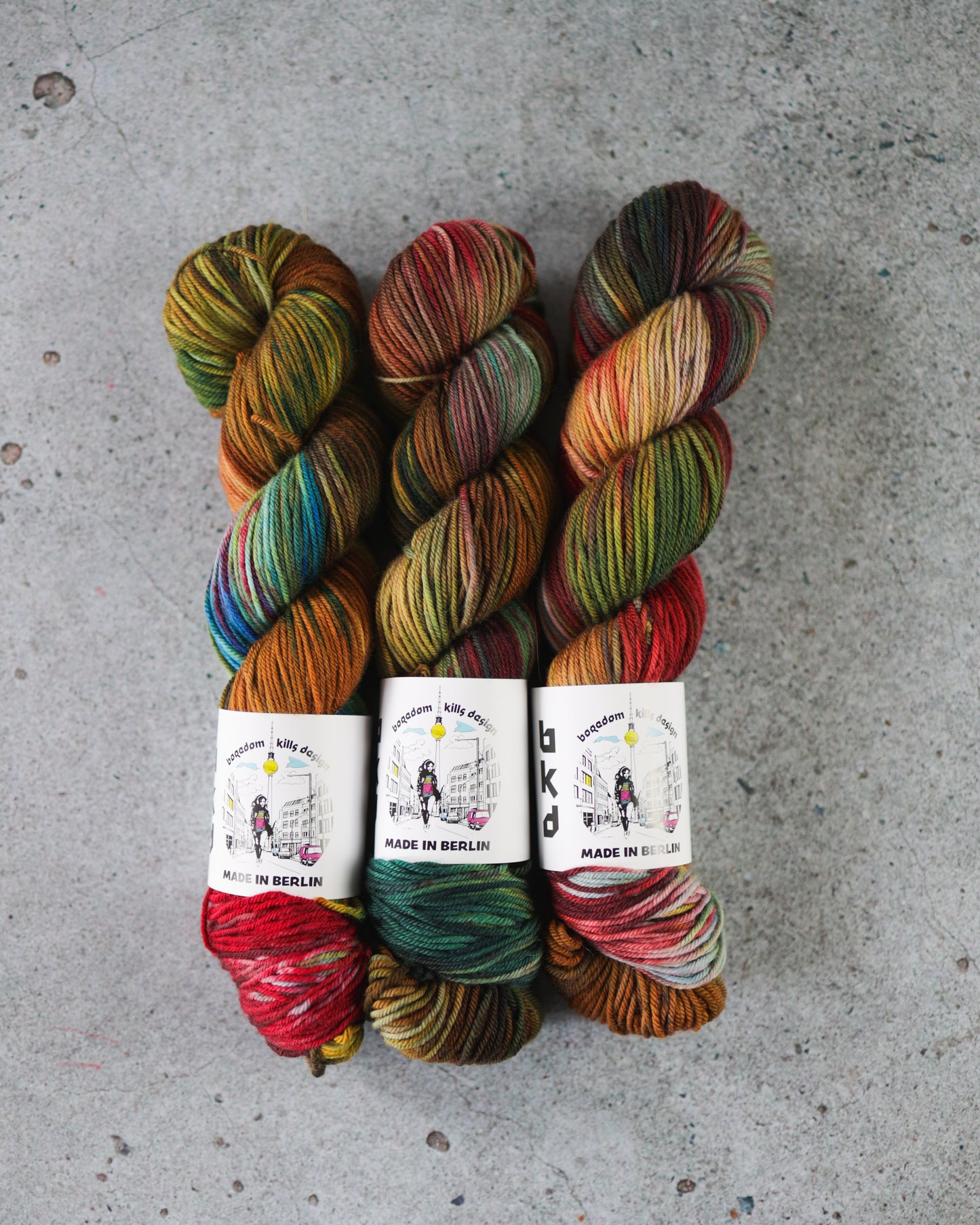 BKD Wonder DK, hand dyed merino yarn, 230m in 115g