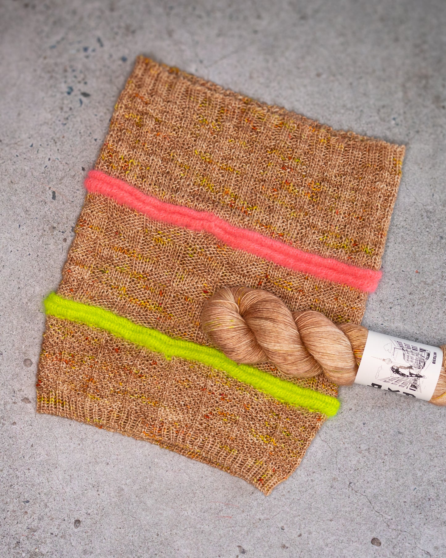 BKD Sissi in "Party Toffee" for Port Vell Cowl by Vanessa Pelissa // Barcelona Knits 2024 //