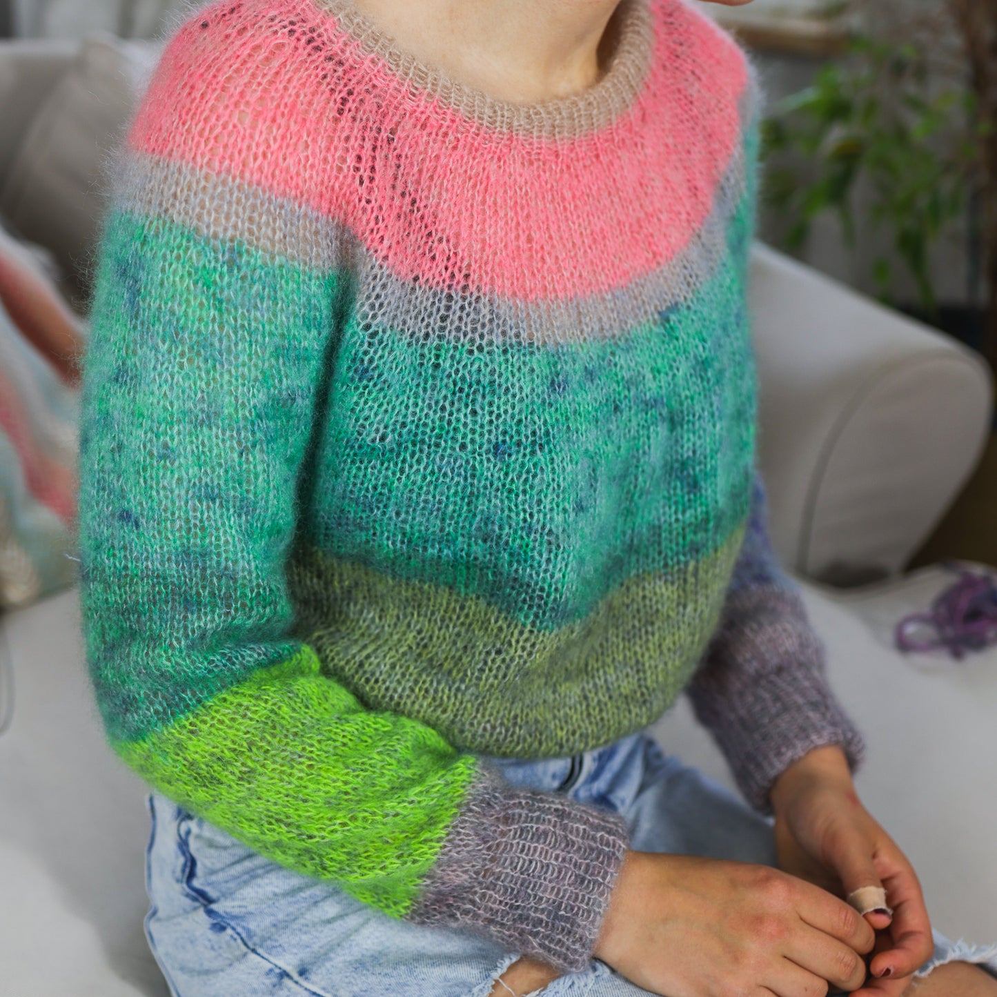 Yoke Sweater Knitting Pattern // Free Knitting Pattern for Beginners