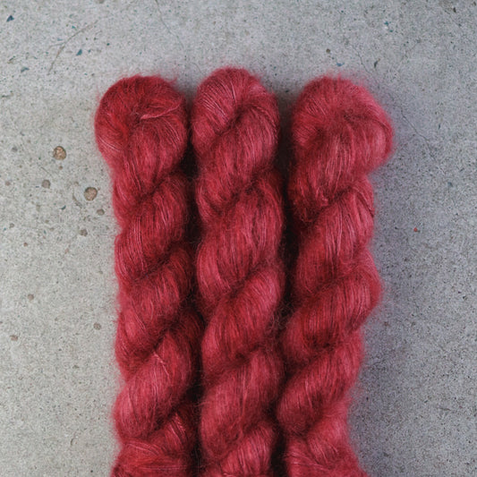 Elegance, hand dyed yarn, BKD Yarn