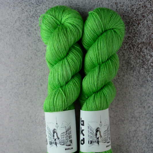 Grasshopper, hand dyed yarn, BKD Yarn