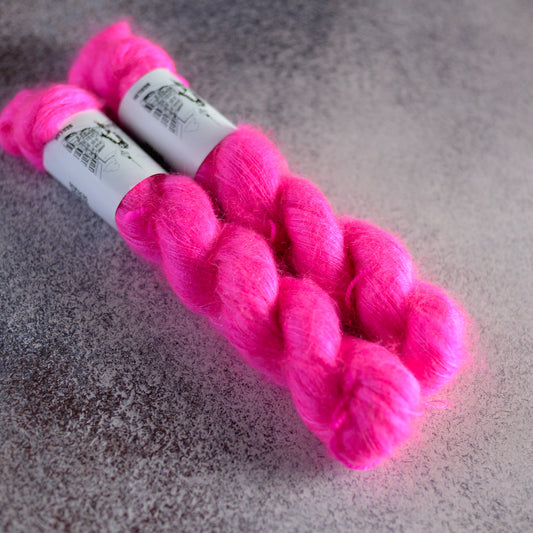 Pink Glow, hand dyed yarn, BKD Yarn